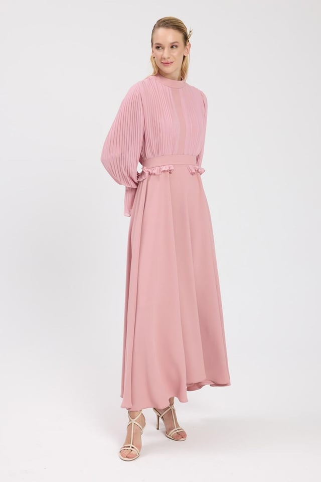 Pembe Bedeni Piliseli Krep Şifon Elbise