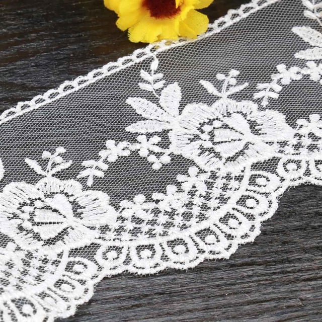 Geniş Güpür Dantel Kırık Beyaz 67