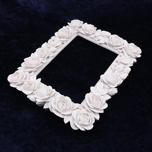 Polyester Güllü Çerçeve