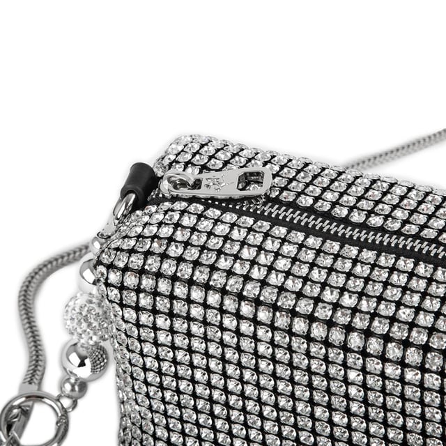 Nas Bag Kadın Çapraz Çanta Diamond Serisi Gümüş Zincir Detaylı Şık Çanta Gümüş 