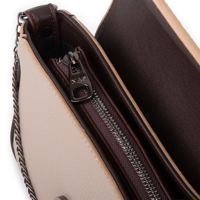 Nas Bag Mini Kapaklı Çapraz Çanta (en 20 cm , boy 12 cm) Kum Kahve Lopez