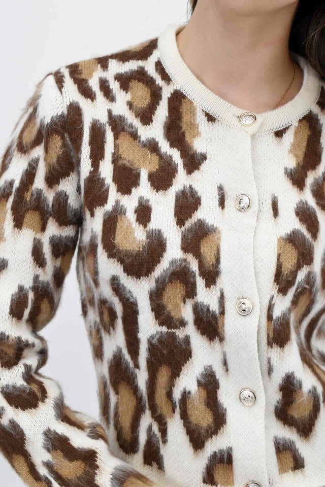 Leopar Desenli Düğmeli Hırka-Kahverengi