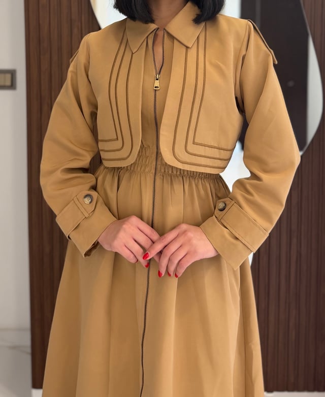 Modern Kesim Beli Büzgülü Elbise K1728