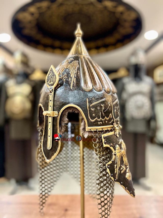 Selçuklu Savaş Miğferi (Fetih Sureli )