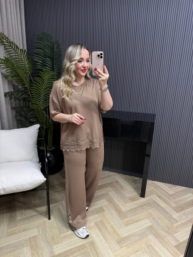 Arin Dantel Detaylı Modal Takım Camel 