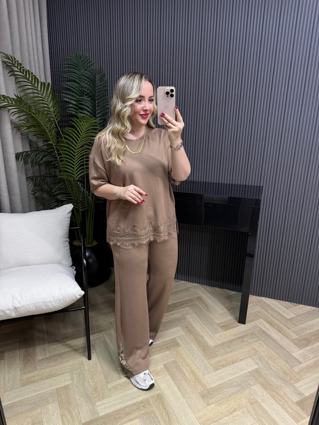 Arin Dantel Detaylı Modal Takım Camel 