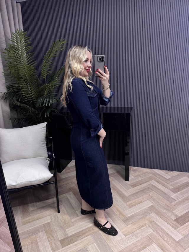 Belden Oturan Koyu Mavi Denim Elbise