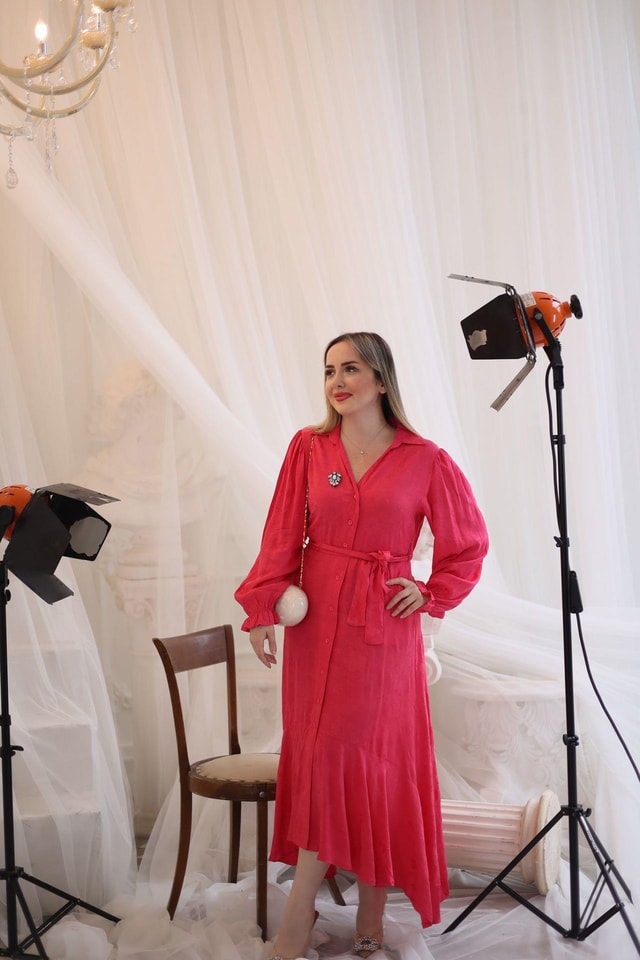 Diva Taş Broşlu Saten Elbise Pembe