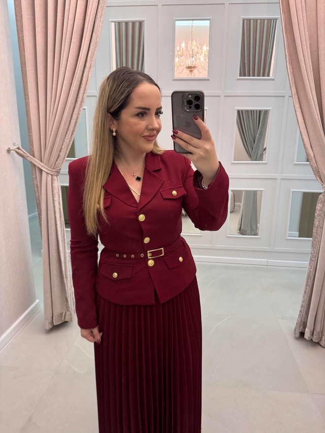 Faye Gold Detaylı Kemerli Ceket Ve Etek Takım Bordo