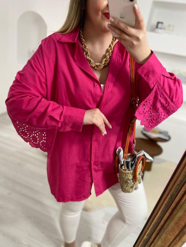 Fisto Detaylı Pembe Gömlek