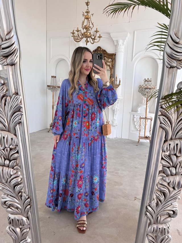 Katleya Model Mavi Kırmızı Çiçekli Elbise