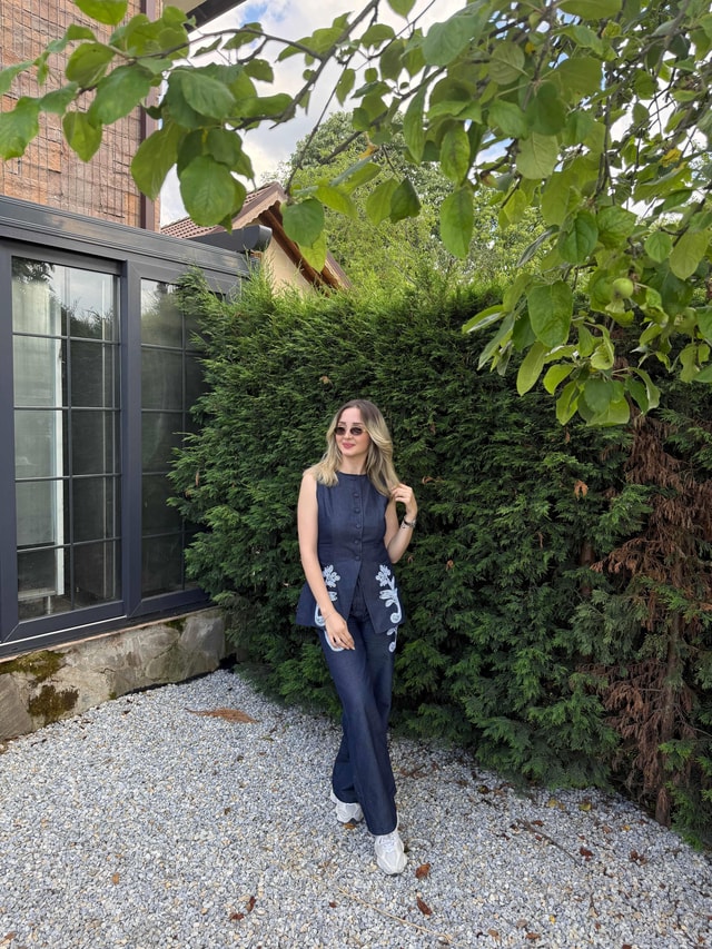 Nakış İşlemeli Denim Takım