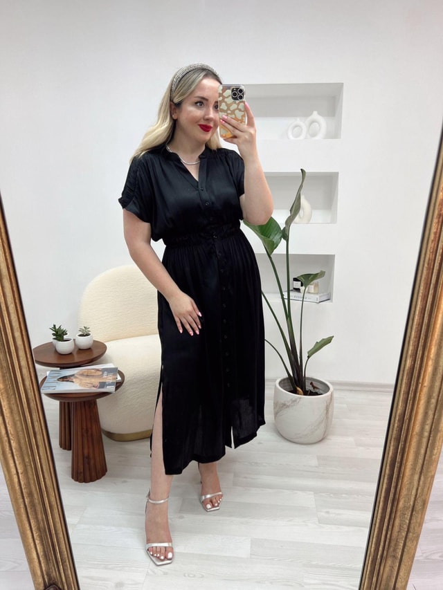 Önden Düğmeli Beli Lastikli Saten Elbise Siyah