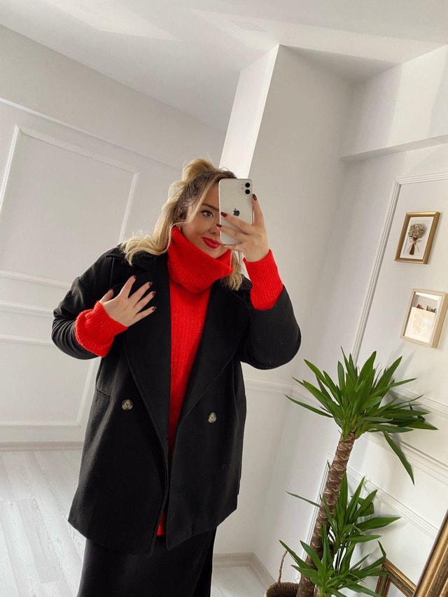 Oversize Model Siyah Kaşe Kaban