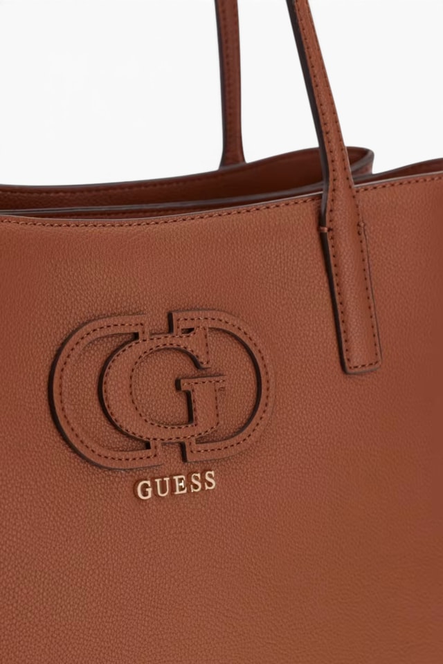 Guess Isola Kadın Omuz Çantası
