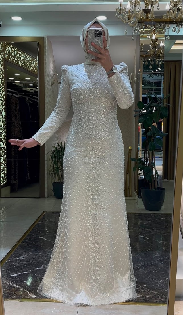 Pınar Şems Aras Abiye