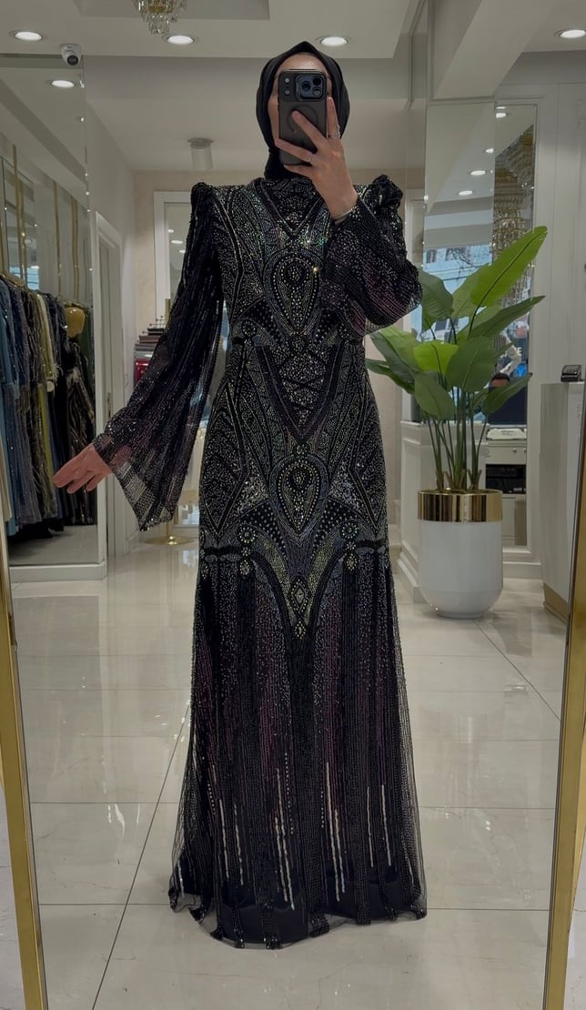 Pınar Şems Nazan Abiye