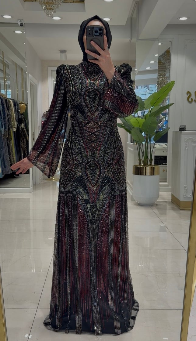 Pınar Şems Nazan Abiye