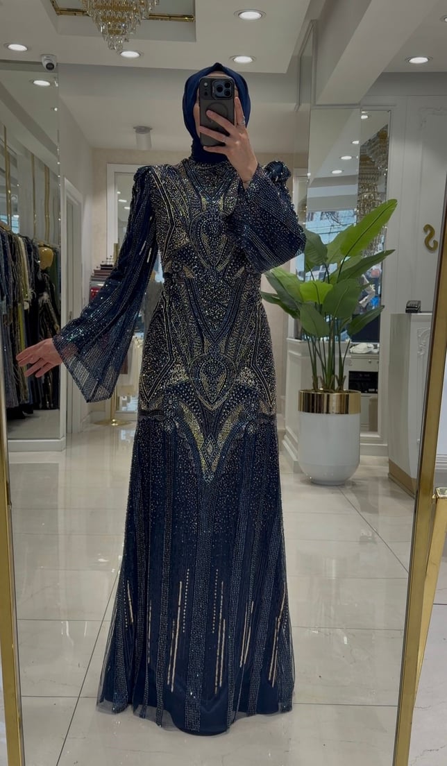 Pınar Şems Nazan Abiye