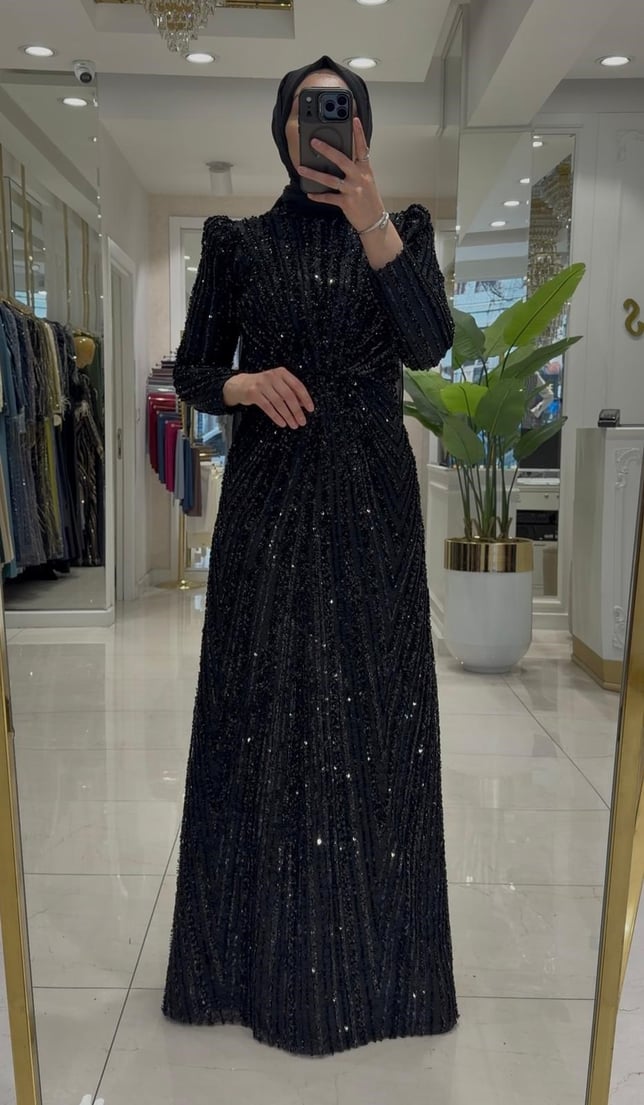 Pınar Şems Tüzün Abiye