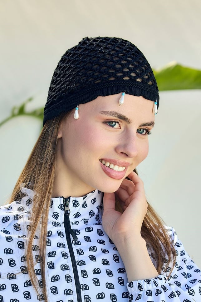 Siyah İnci İşlemeli File Örgü Bere Bandana