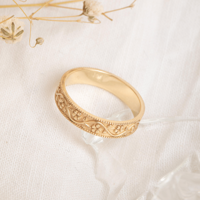 Art Nouveau intage Floral Wedding Band Solid Gold Ring