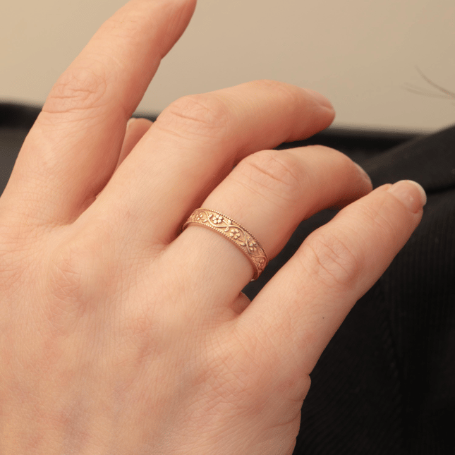 Art Nouveau intage Floral Wedding Band Solid Gold Ring