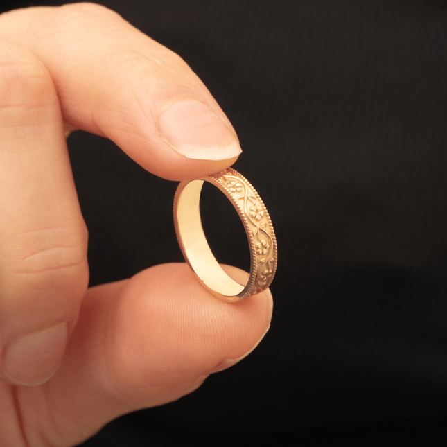 Art Nouveau intage Floral Wedding Band Solid Gold Ring