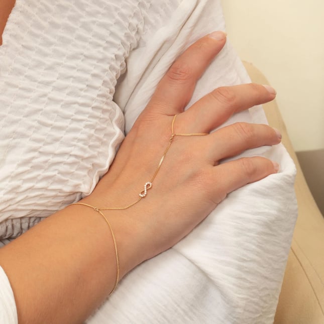 Infinity Curb Chain Solid Gold Hand Chain
