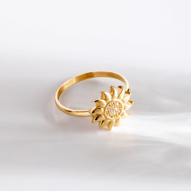 CZ Sunbeam Petals Minimalist Multi-Stone Flower Solid Gold Ring