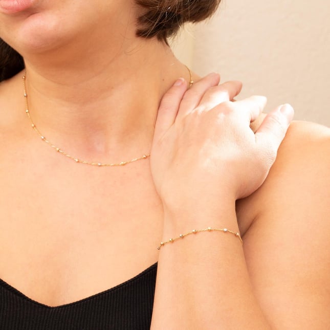 Solid Gold Dorika Ball Station Necklace