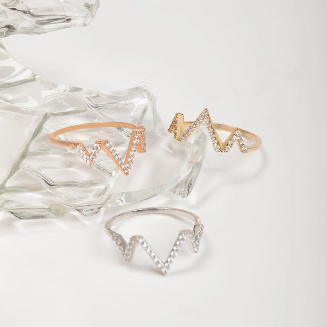 Geometric V-Shaped Solid Gold Ring