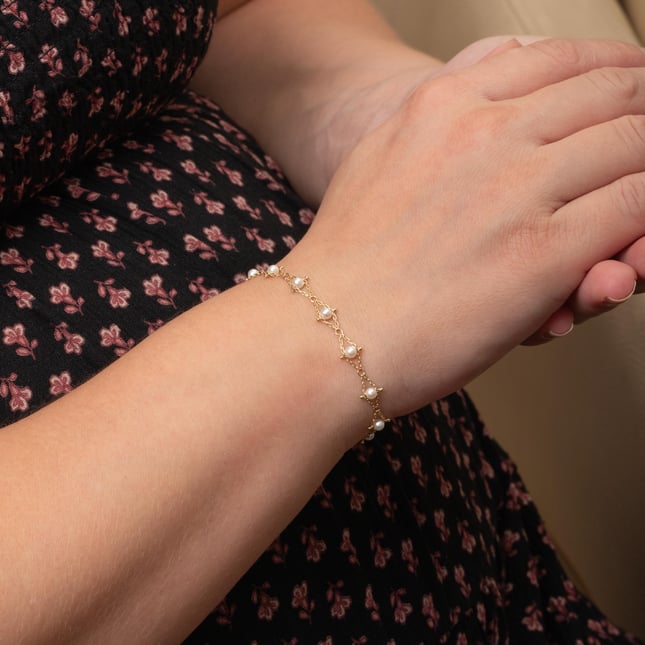 Open Rhombus Pearl Bridal Solid Gold Bracelet