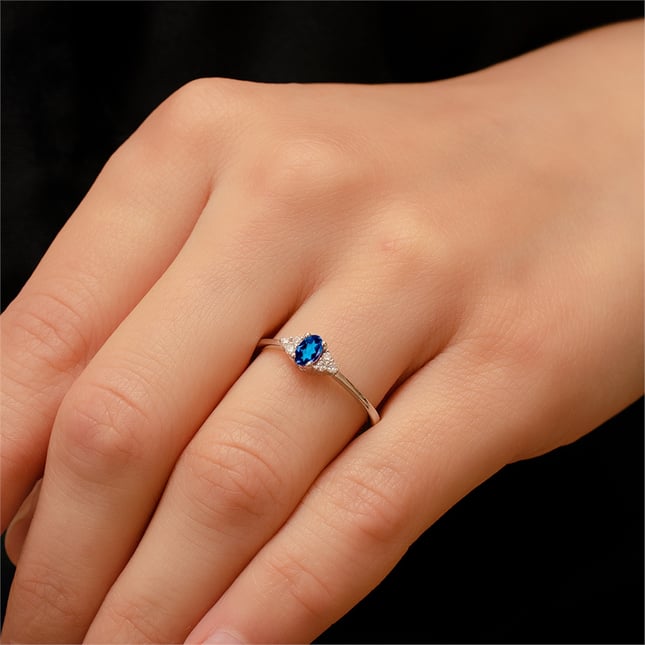 0.08 Ct Diamond Oval Sapphire Cluster Solid Gold Ring