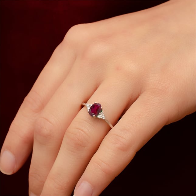 0.12 Ct Diamond Oval Ruby Cluster Solid Gold Ring