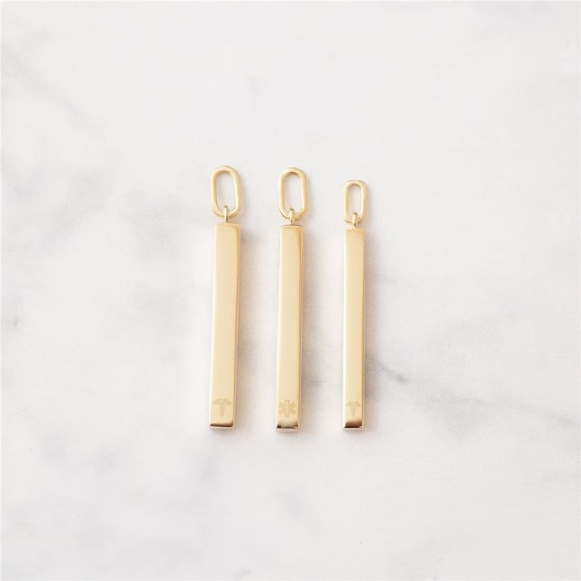 Initial Personalized 3D Bar Solid Gold Necklace