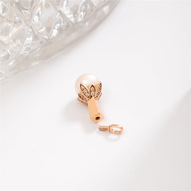 Pearl Cremation Leaf Solid Gold Necklace