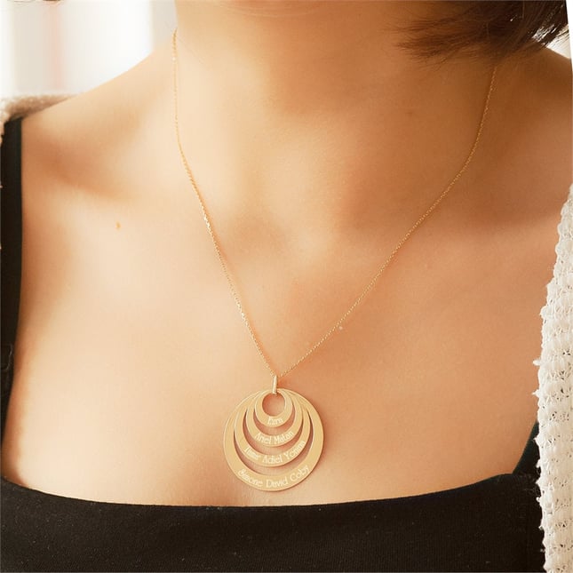 Engraved Custom Engraved Family Name Ring Solid Gold Necklace