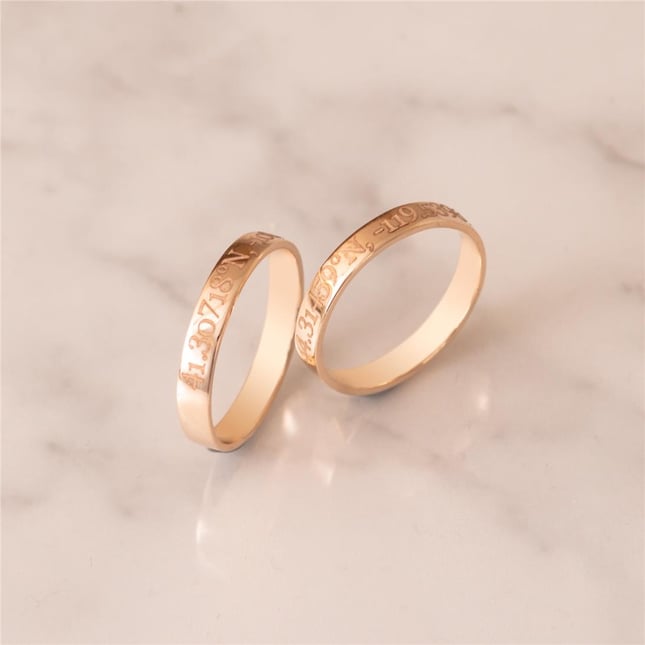 Classic Comfort Fit Band Engraved Solid Gold Wedding Band