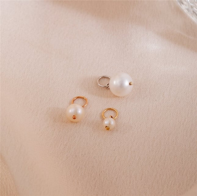 Hoop Eaarin Pearl Dangle Charm