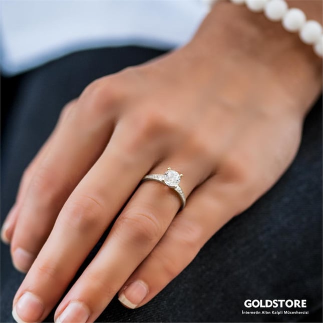 Solitaire Solid Gold Ring