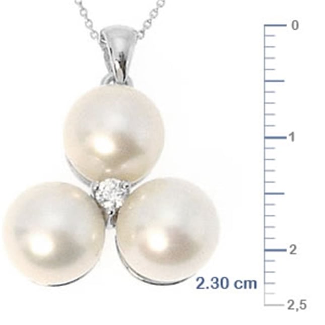 0.06 Ct Diamond Clover 3 Pearl Cluster Solid Gold Necklace