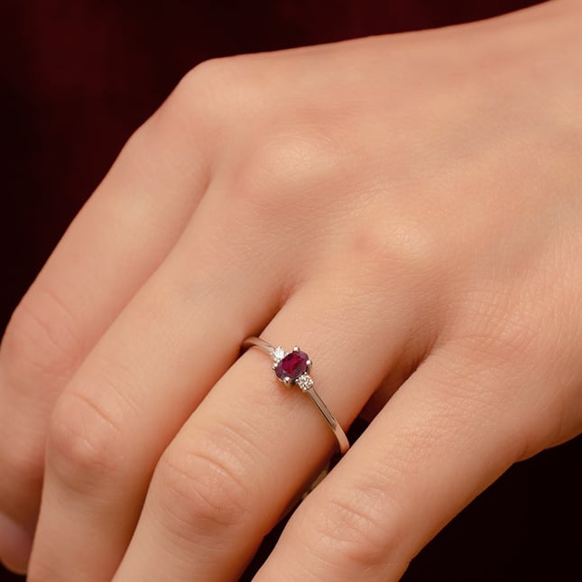 0.08 Ct Diamond 3 Stone Oval Ruby Solid Gold Ring
