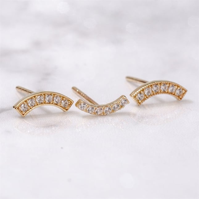 Curved Bar Stud Solid Gold Earring