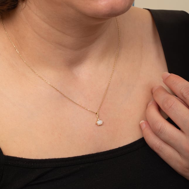 Sparkling Opal Solid Gold Necklace