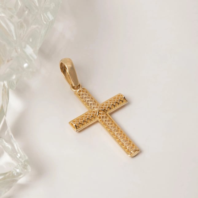 Detailed Openwork Solid Gold Cross Necklace