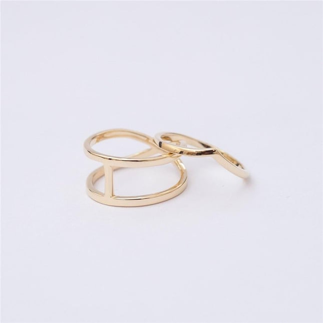 Chevron Curved Band Solid Gold Ring
