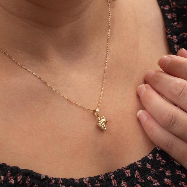 Grape Cluster Solid Gold Necklace 