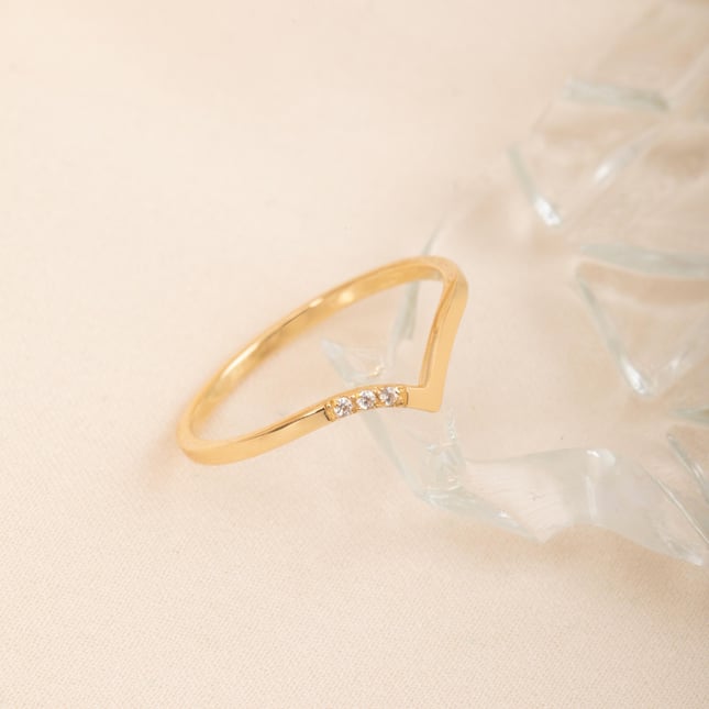 Delicate Chevron Solid Gold Ring