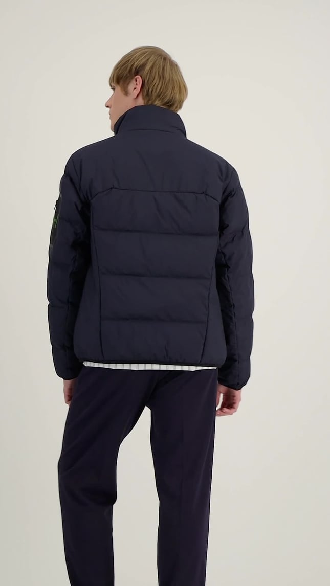 BOSS Erkek Regular Fit Fermuarlı Cepli Kol Cebi Detaylı Su Geçirmez Şişme Lacivert Mont 50569136-402